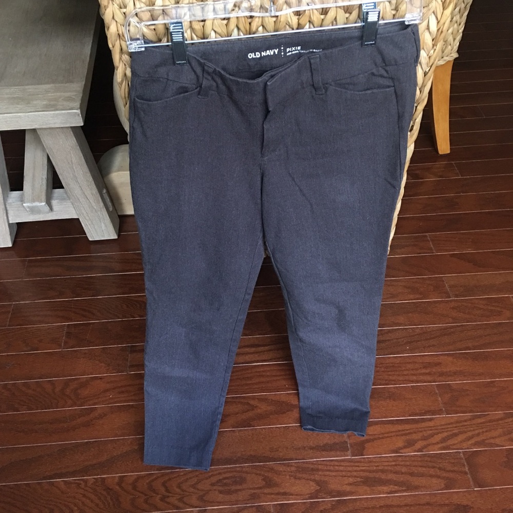 Old Navy Pixie grey slack